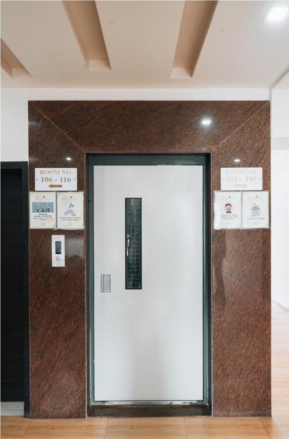 Hotel Krushna Inn Тримбак Экстерьер фото